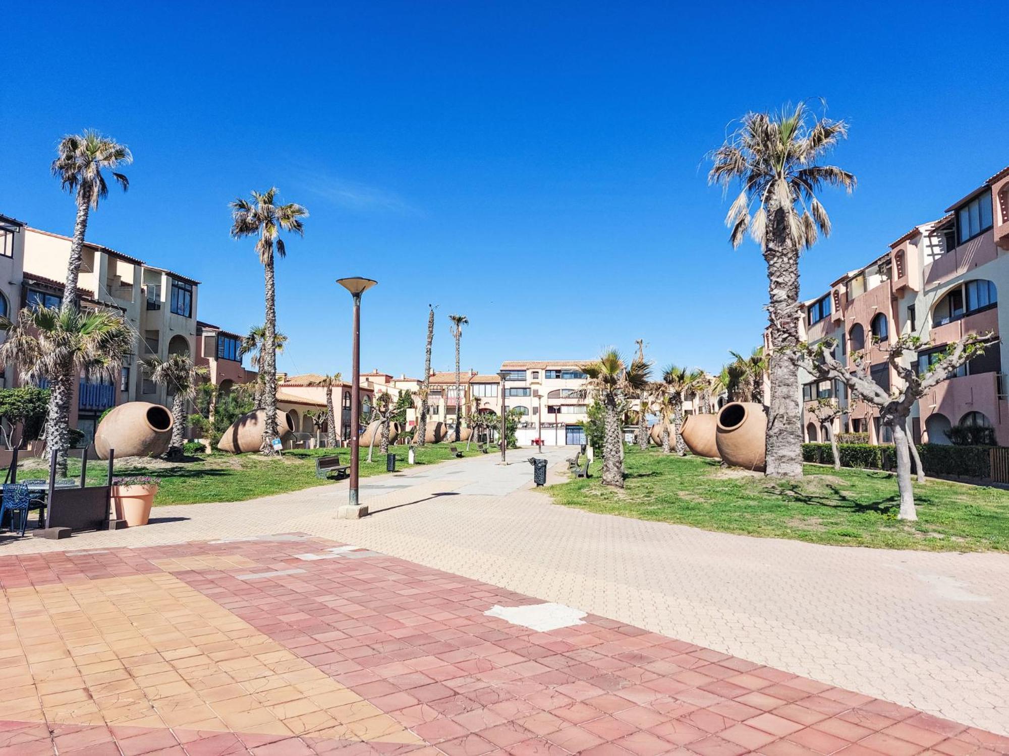 Holiday Home Mas De L'Ile By Interhome Le Barcares Bagian luar foto